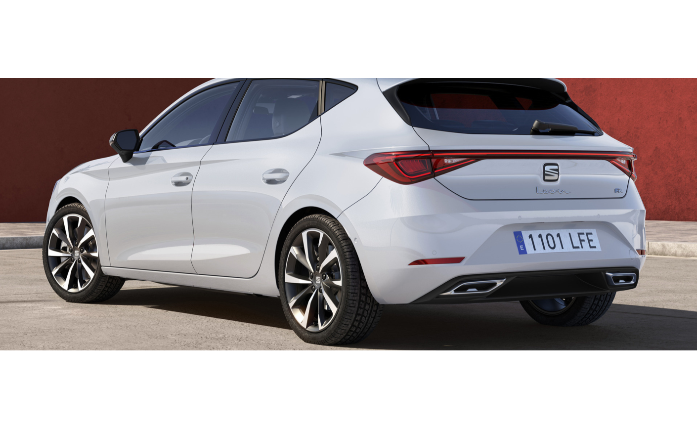 SEAT LEÓN: ELEGANCIA, RENDIMIENTO Y CONFORT A TU ALCANCE